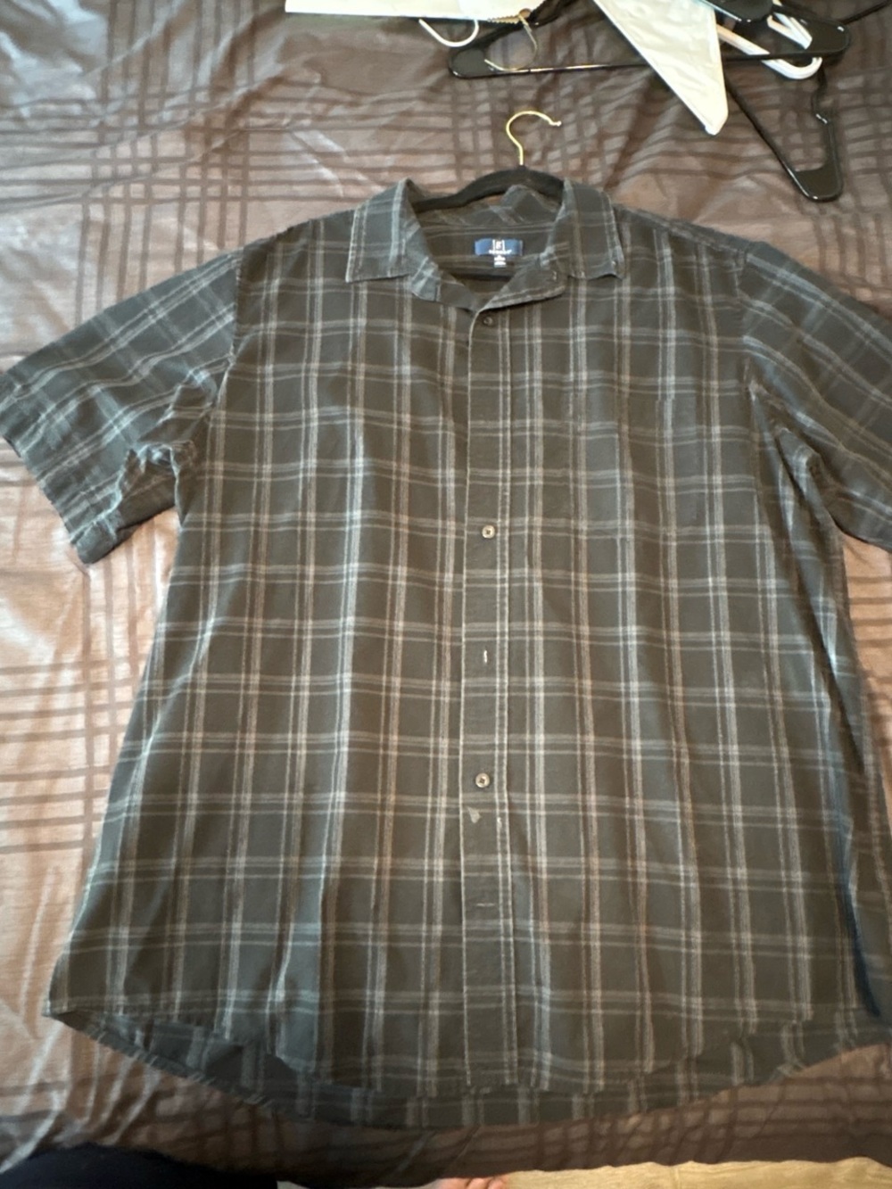 George Black and Gray Plaid Short-Sleeve Button-Down Shirt